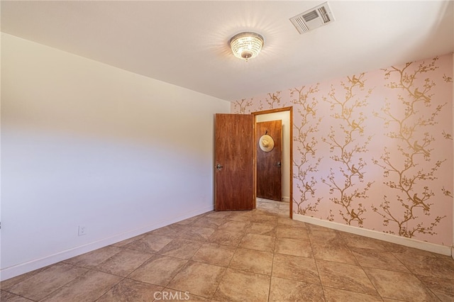 14320 Kiptree Dr, Lake Hughes, CA 93532 - unfurnished room with baseboards