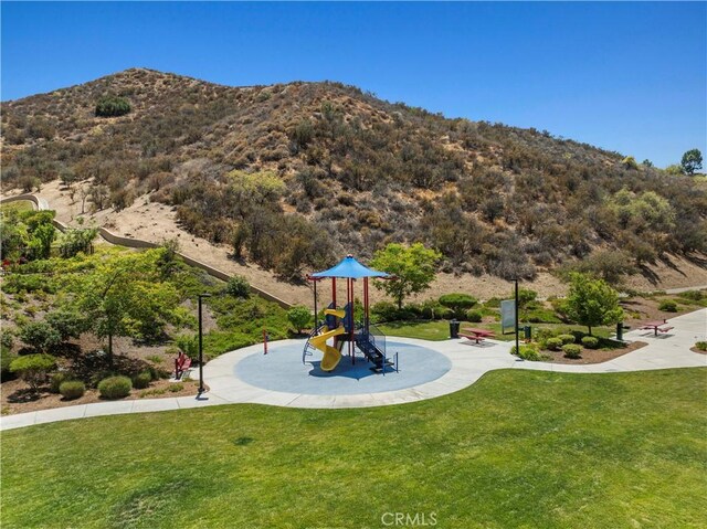 28323 Roman Ct, Saugus, CA 91350 - view of mountain backdrop