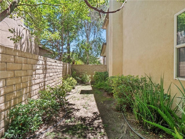 28323 Roman Ct, Saugus, CA 91350 - view of fenced backyard