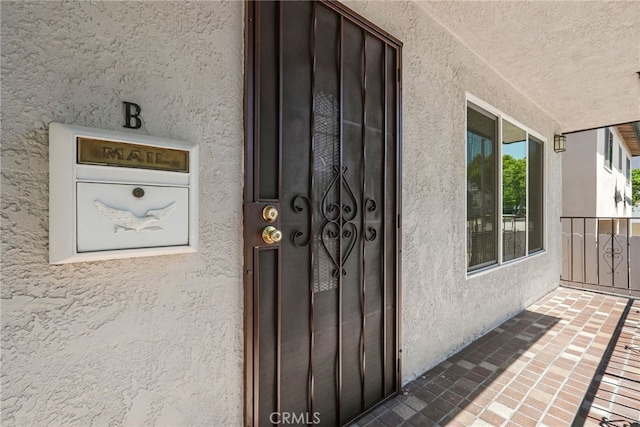 429 E Providencia Ave Unit B, Burbank, CA 91501 - entrance to property featuring stucco siding