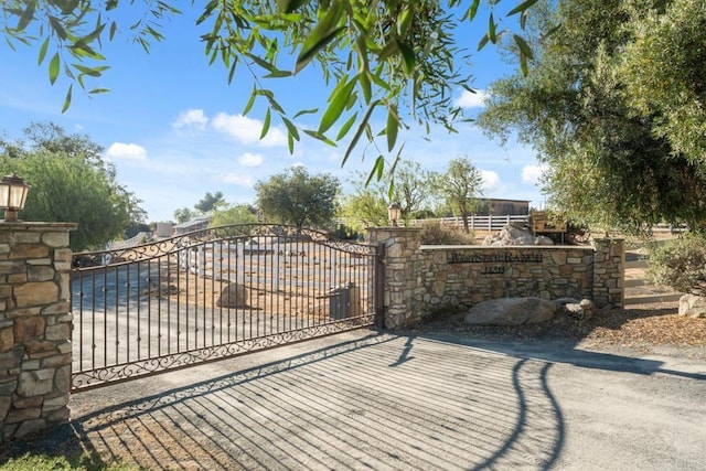 1480 Round Potrero Rd, Potrero, CA 91963 - view of gate