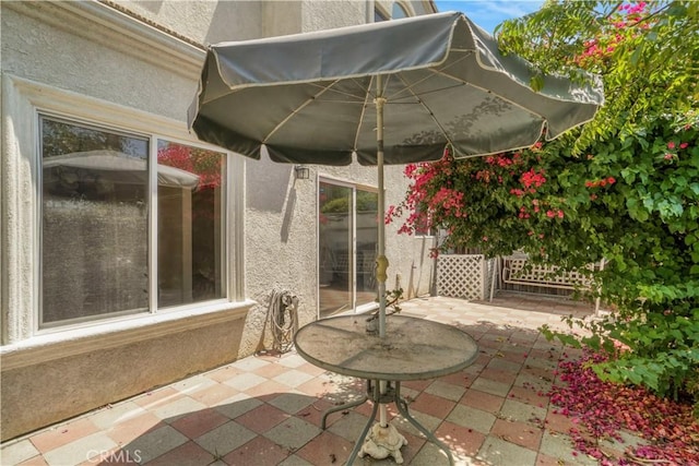 17787 Merridy St, Northridge, CA 91325 - view of patio / terrace