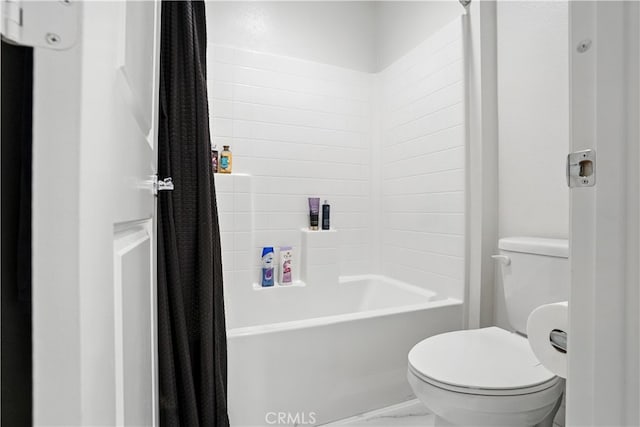 11715 Periwinkle Pl, Jurupa Valley, CA 91752 - full bath featuring shower / bath combo and marble look tiles