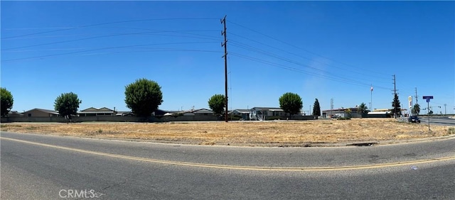 1 M St, Tulare, CA 93274