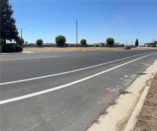 1 M St, Tulare, CA 93274