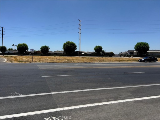 1 M St, Tulare, CA 93274
