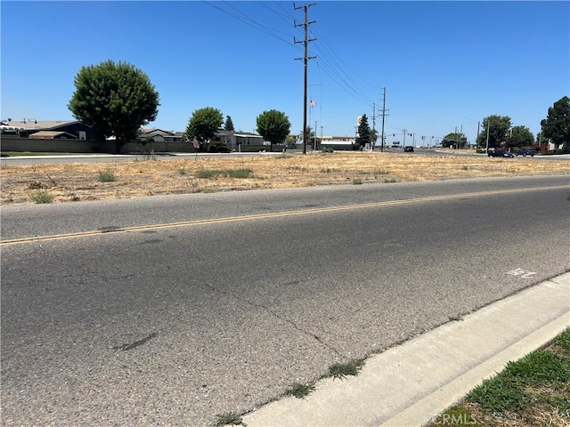 1 M St, Tulare, CA 93274