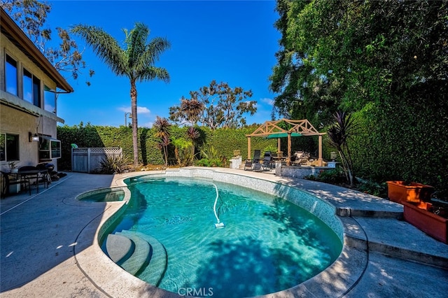 27681 Paseo Esteban, San Juan Capistrano, CA 92675 - view of pool featuring a patio area, a gazebo, a pool with connected hot tub, and a fenced backyard
