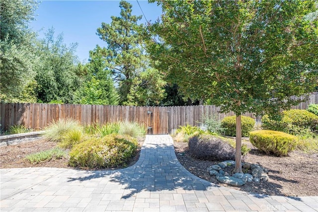 734 Puma Canyon Ln, Glendora, CA 91740 - fenced backyard featuring a patio area