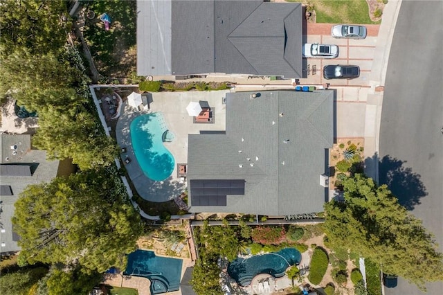 26017 Redbluff Dr, Calabasas, CA 91302 - aerial view of a pool