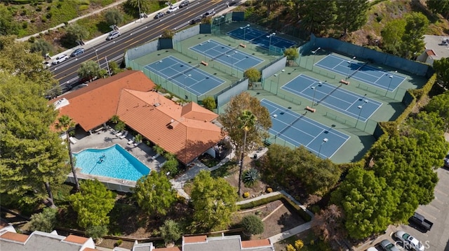 9778 Via Roma, Burbank, CA 91504 - bird's eye view of a pool