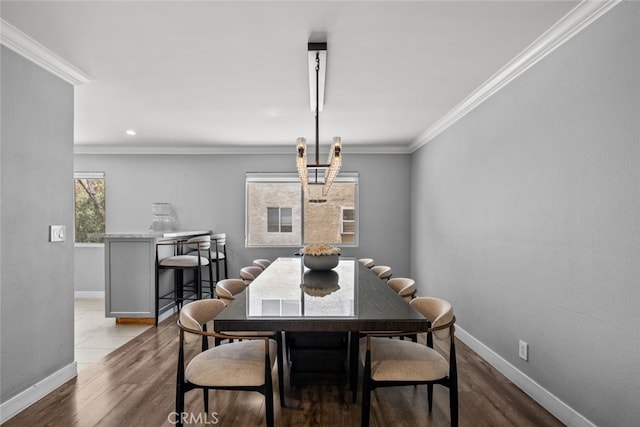 9778 Via Roma, Burbank, CA 91504 - dining space featuring ornamental molding and wood finished floors