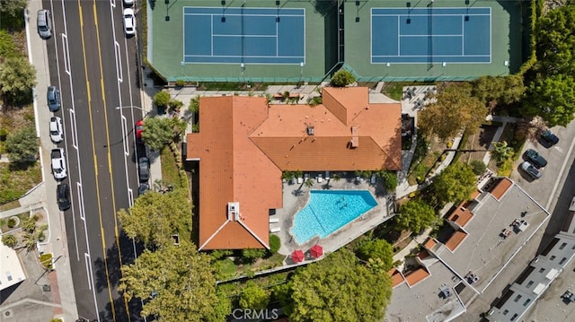 9778 Via Roma, Burbank, CA 91504 - aerial view of a pool