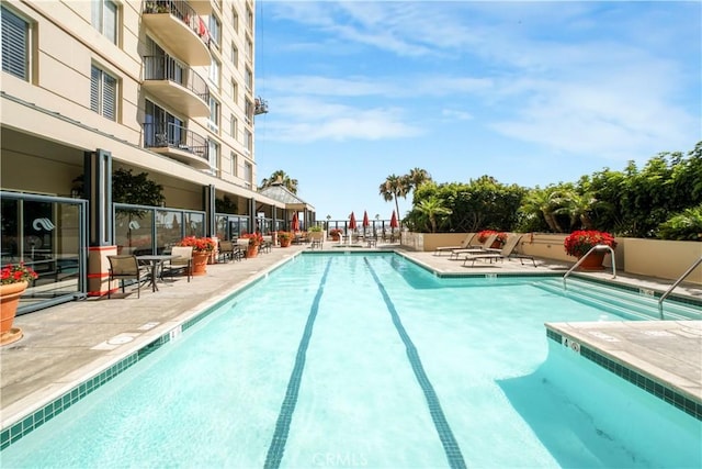 850 E Ocean Blvd Unit 1604, Long Beach, CA 90802 - community pool featuring a patio