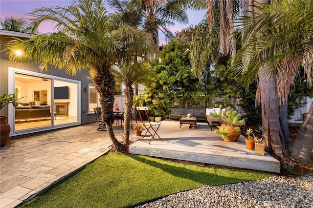 1544 3rd St, Manhattan Beach, CA 90266 - view of patio with an outdoor hangout area