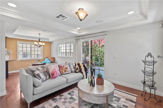 1128 Huntington Dr Unit C, South Pasadena, CA 91030 - living room featuring a raised ceiling, wood finished floors, crown molding, a chandelier, and recessed lighting