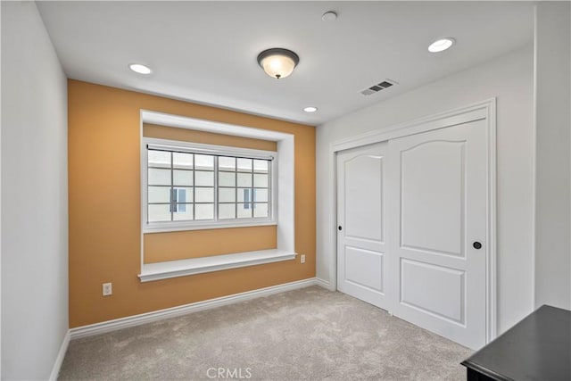 1128 Huntington Dr Unit C, South Pasadena, CA 91030 - unfurnished bedroom with carpet floors, a closet, and recessed lighting