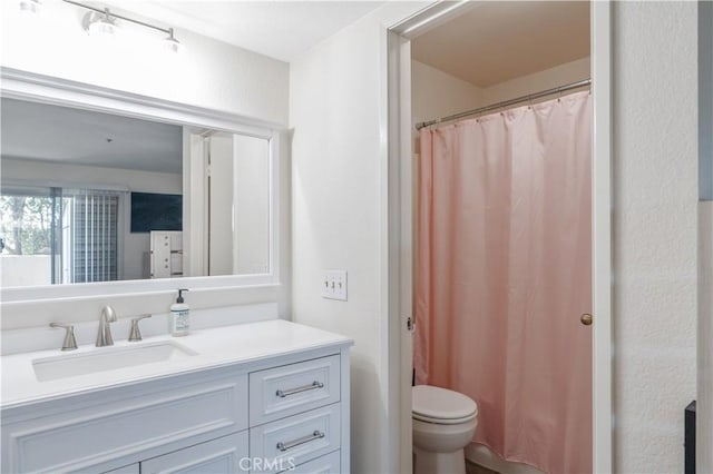3623 Legato Ct, Pomona, CA 91766 - bathroom featuring vanity and curtained shower