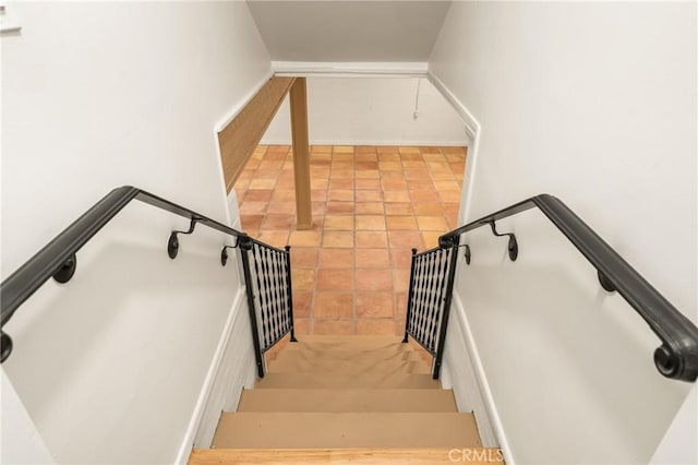 17542 Rainier Dr, North Tustin, CA 92705 - view of staircase