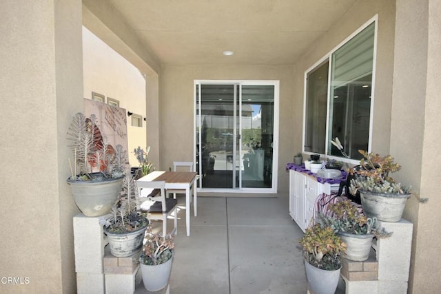 1622 Trailview Dr, Beaumont, CA 92223 - view of patio / terrace
