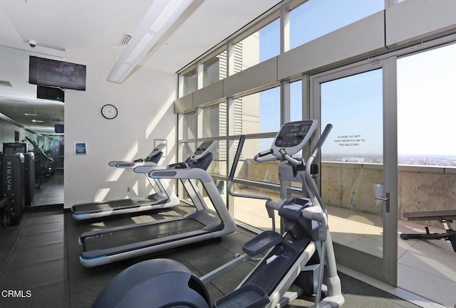 1155 S Grand Ave Unit 1510, Los Angeles, CA 90015 - view of exercise room