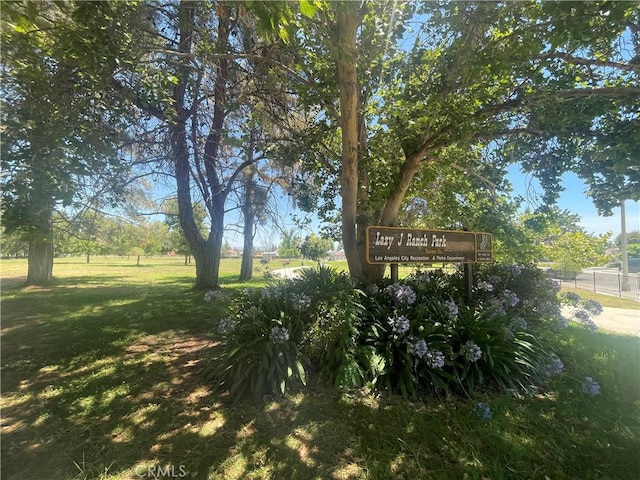 8042 Masefield Ct, West Hills, CA 91304 - view of yard