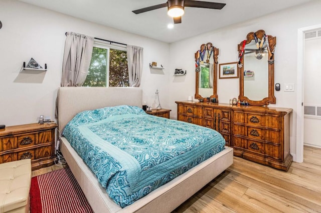 1254 13th St, Imperial Beach, CA 91932 - bedroom with wood finished floors and ceiling fan