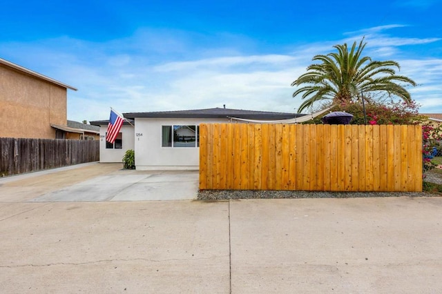 1254 13th St, Imperial Beach, CA 91932 - view of front facade featuring stucco siding