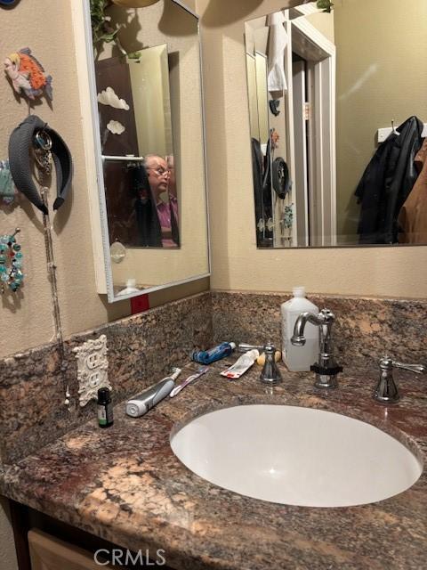 29441 Via La Plz, Murrieta, CA 92563 - bathroom with vanity