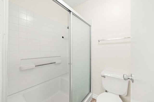 5149 Maplewood Cir, Oceanside, CA 92056 - full bath featuring a shower with door and toilet