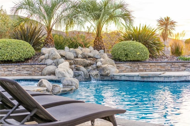 32175 Cedarcroft Rd, Acton, CA 93510 - view of pool with an in-ground hot tub