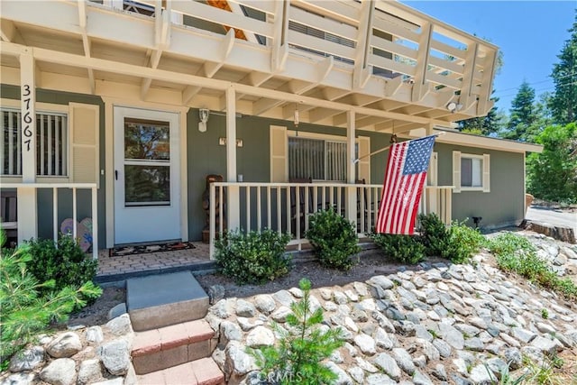 37667 Live Oak St, Angelus Oaks, CA 92305 - property entrance with a porch