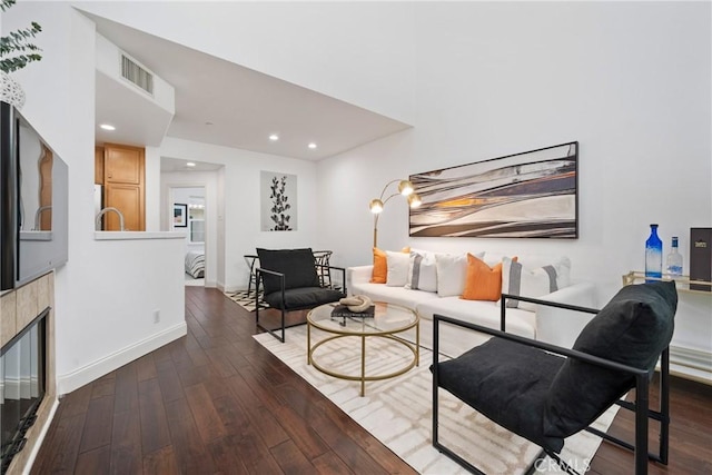 322 Dewdrop, Irvine, CA 92603 - living room with wood-type flooring and recessed lighting