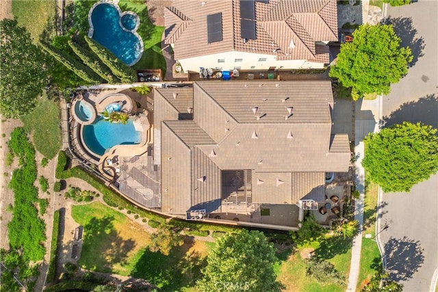 25 Thalia St, Ladera Ranch, CA 92694 - aerial view of a pool area