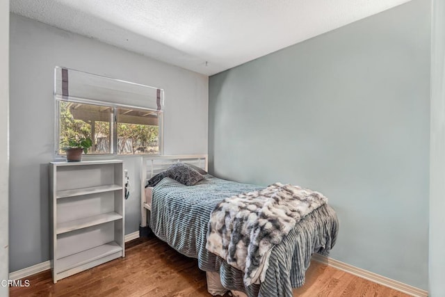 1373 Calle Crisantemo, Thousand Oaks, CA 91360 - bedroom with wood finished floors and baseboards