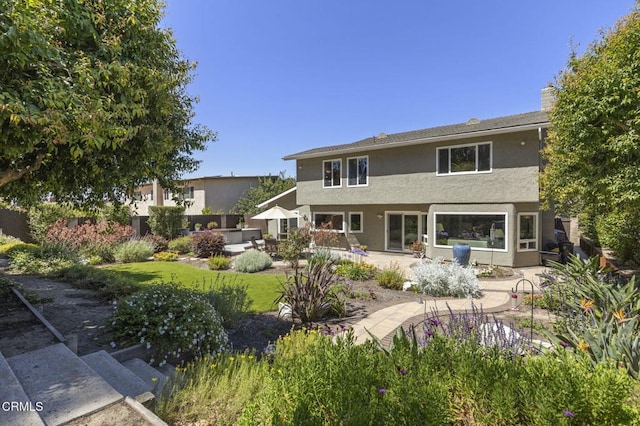 2142 Klamath Dr, Camarillo, CA 93010 - rear view of house with stucco siding and a patio