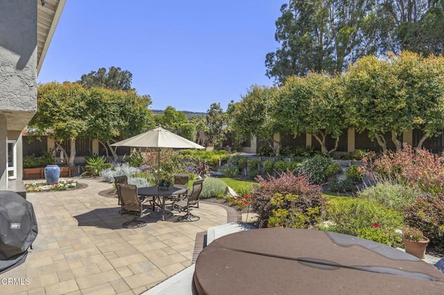 2142 Klamath Dr, Camarillo, CA 93010 - view of patio / terrace with outdoor dining space