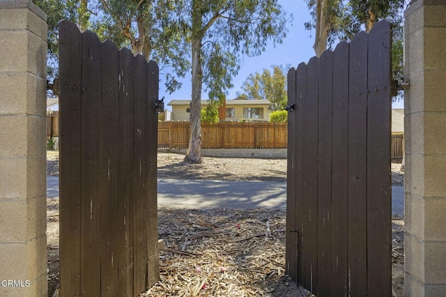 2142 Klamath Dr, Camarillo, CA 93010 - view of yard