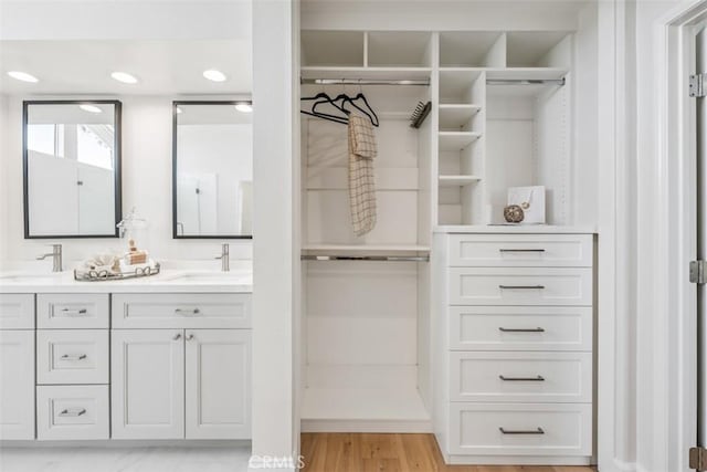 9 Phillips Cir, Laguna Niguel, CA 92677 - closet featuring a sink
