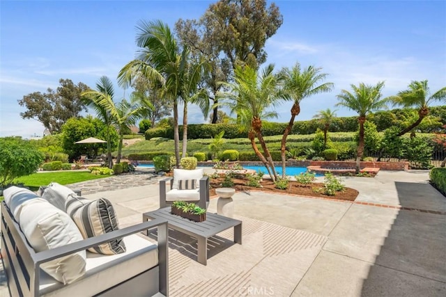 9 Phillips Cir, Laguna Niguel, CA 92677 - view of patio featuring an outdoor pool and an outdoor hangout area