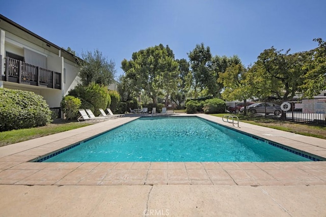 23515 Lyons Ave Unit 140, Valencia, CA 91355 - community pool with a patio