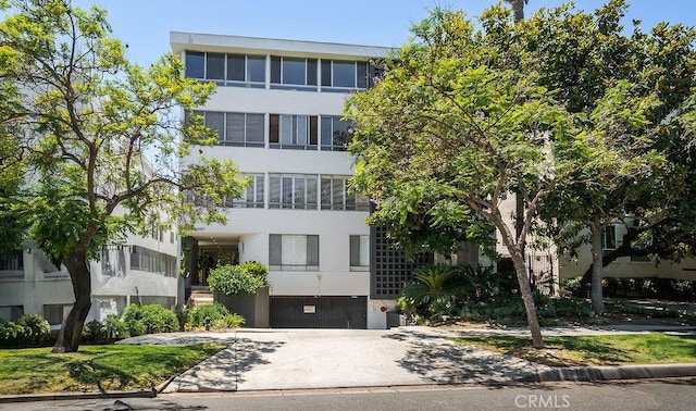 419 N Oakhurst Dr Unit 102, Beverly Hills, CA 90210 - photo 1