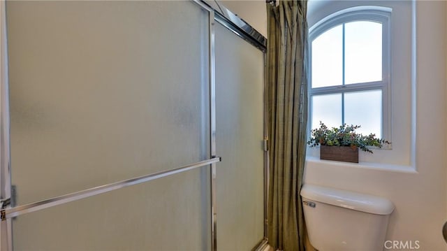 28653 Bar Hbr, Temecula, CA 92591 - bathroom featuring toilet and a shower with door