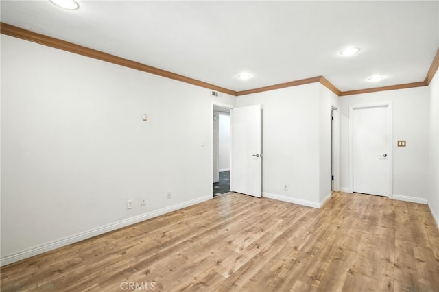 12720 Burbank Blvd Unit 121, Valley Village, CA 91607 - empty room featuring ornamental molding, light wood-style flooring, and recessed lighting