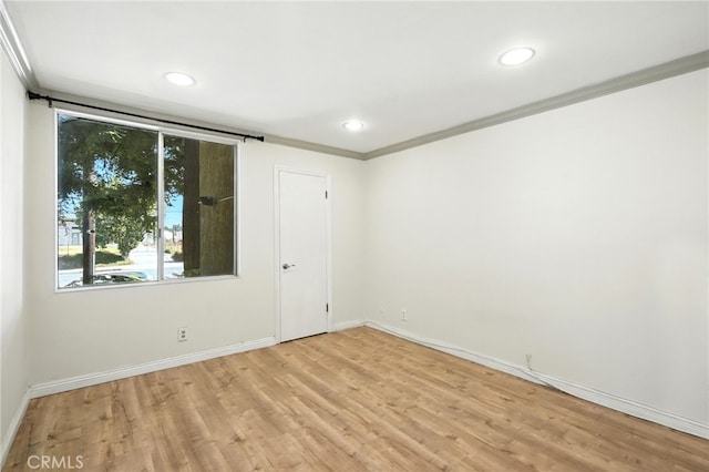 12720 Burbank Blvd Unit 121, Valley Village, CA 91607 - unfurnished room featuring light wood finished floors, ornamental molding, and recessed lighting
