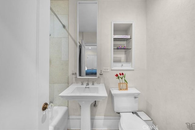 315 W 3rd St Unit 301, Long Beach, CA 90802 - bathroom featuring toilet