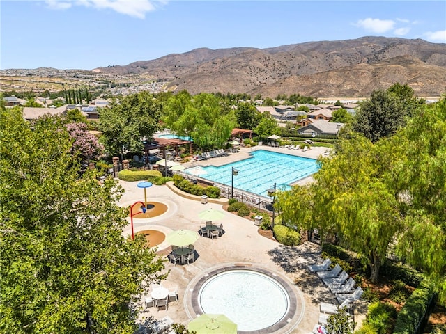 11209 Pinecone St, Corona, CA 92883 - community pool with a mountain view