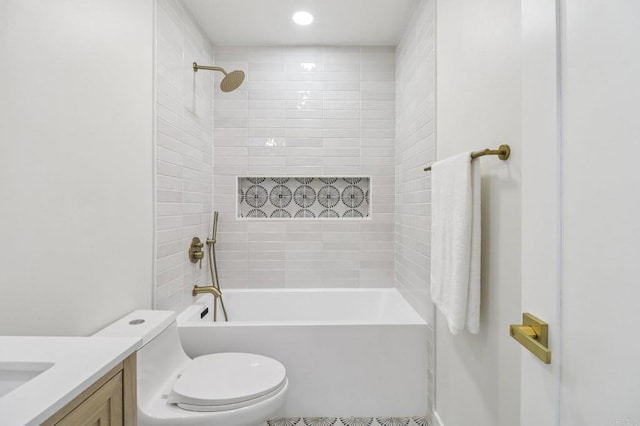8450 Dallas St, La Mesa, CA 91942 - full bath with vanity and shower / bathtub combination