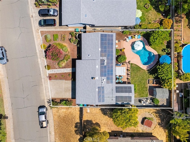 571 Redwood Way, Chico, CA 95926 - aerial overview of property's location with a pool and property boundaries highlighted