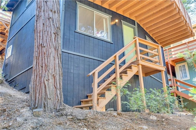 26188 Boulder Ln, Twin Peaks, CA 92391 - view of exterior entry featuring a wooden deck